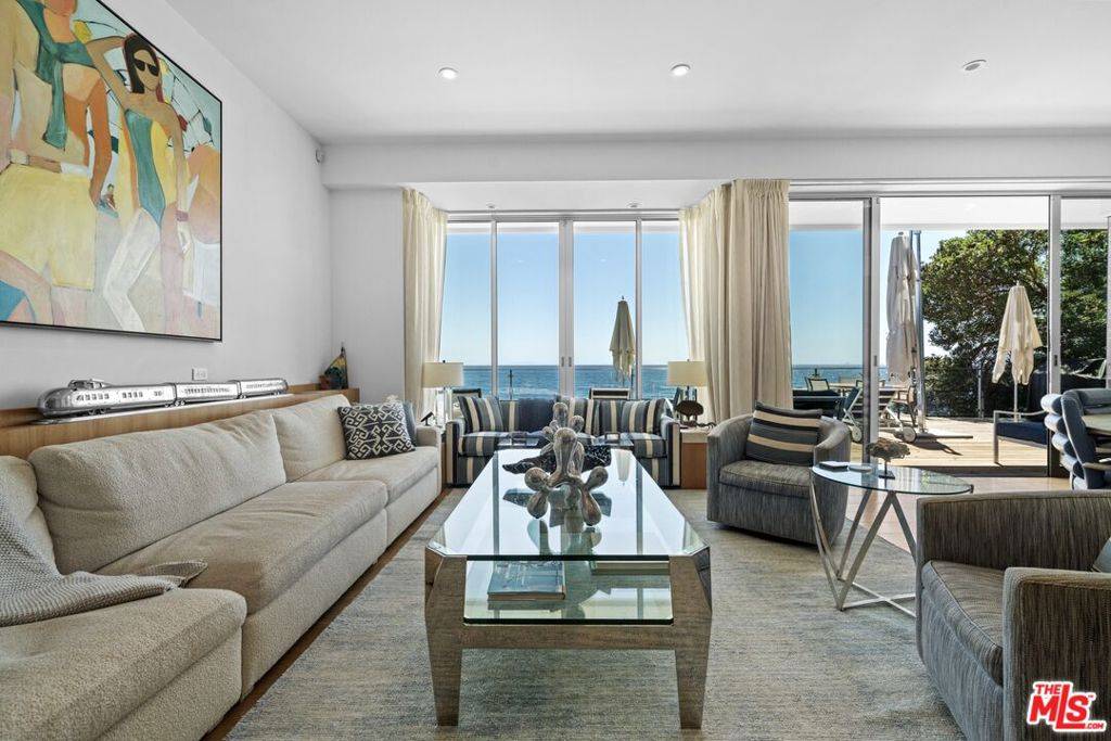 Malibu, CA 90265,24380 Malibu RD