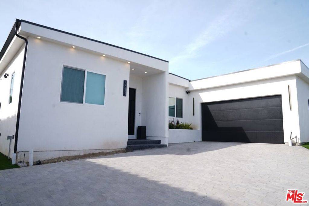 5611 S Sherbourne DR, Los Angeles, CA 90056
