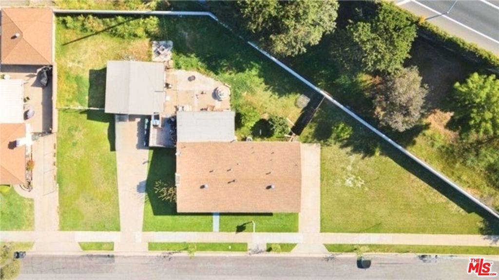 812 W Fernfield DR, Monterey Park, CA 91754