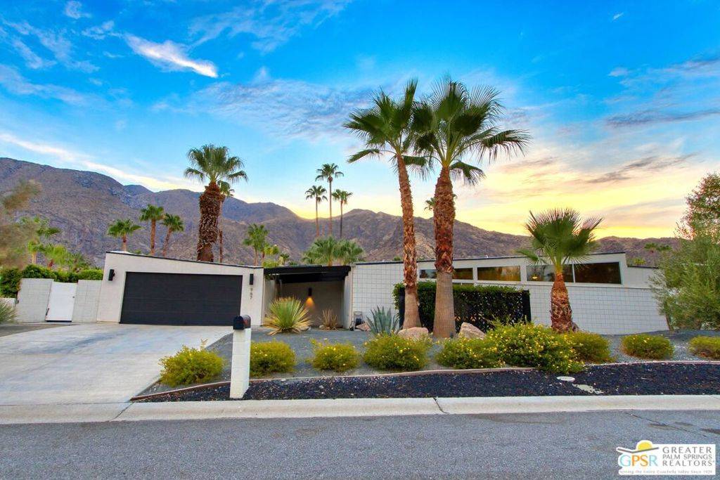 Palm Springs, CA 92262,967 N Coronet CIR