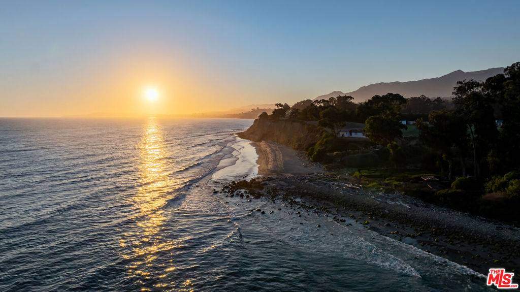 2937 Padaro LN, Carpinteria, CA 93013