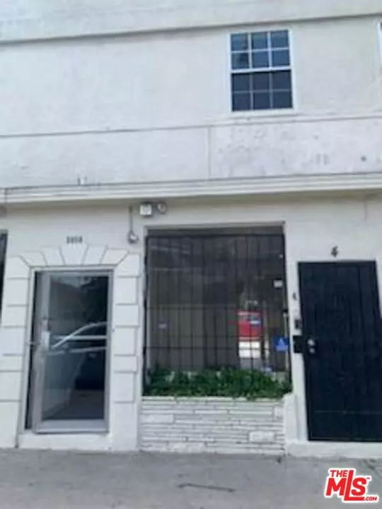 Los Angeles, CA 90047,2048 W Florence AVE