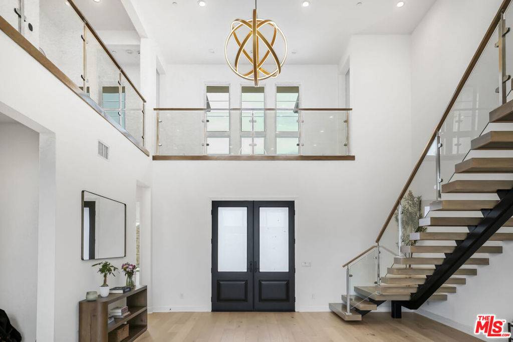 Porter Ranch, CA 91326,20150 W Galway LN