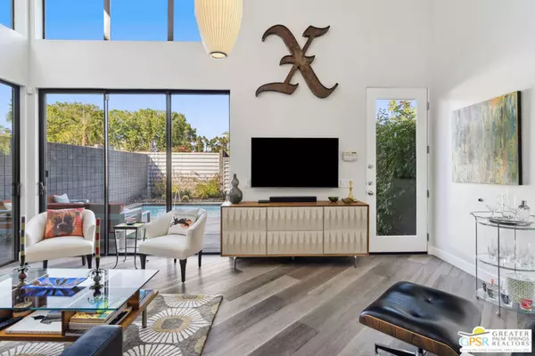 270 Cheryl DR,  Palm Springs,  CA 92262