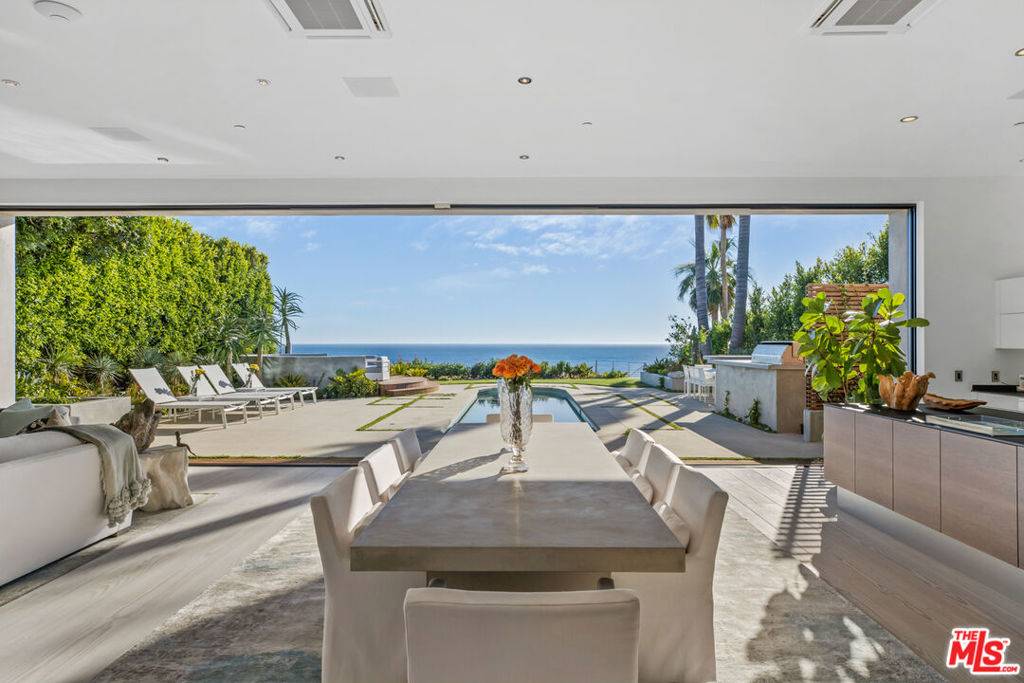32802 PACIFIC COAST HWY, Malibu, CA 90265