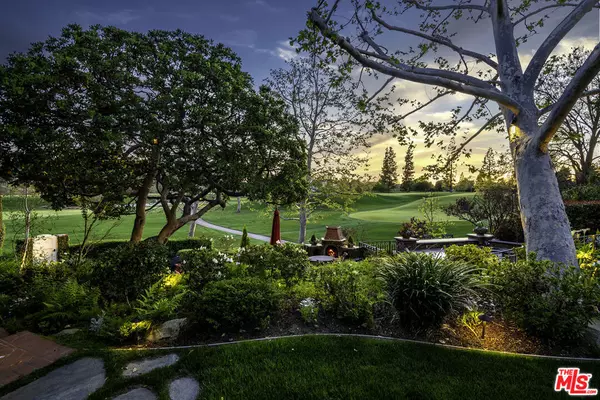 Toluca Lake, CA 91602,10092 Valley Spring LN