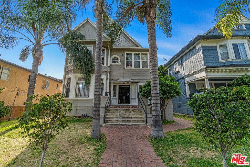 819 Beacon AVE, Los Angeles, CA 90017