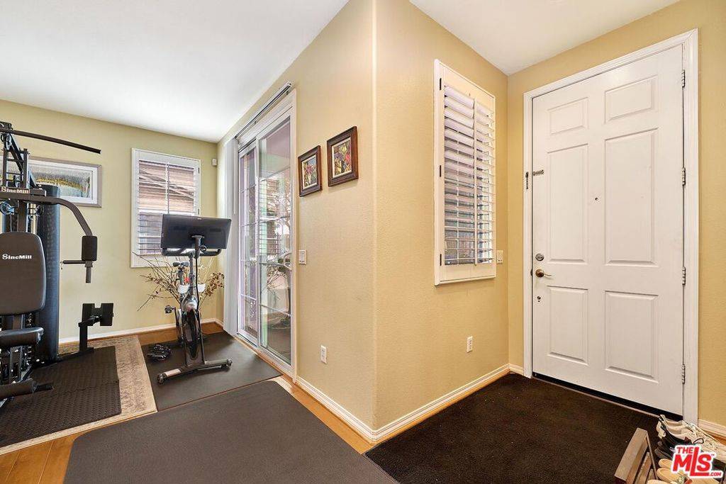 Camarillo, CA 93012,409 Spring Park RD