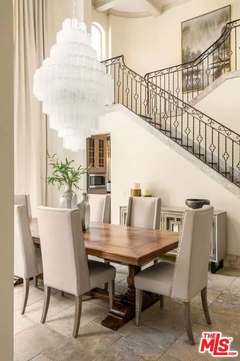 Yorba Linda, CA 92886,19426 Via Del Caballo