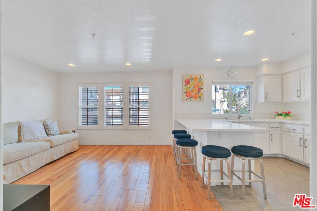 Culver City, CA 90230,8307 Hannum AVE