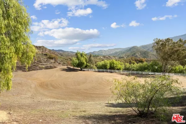 Calabasas, CA 91302,25615 Mulholland HWY
