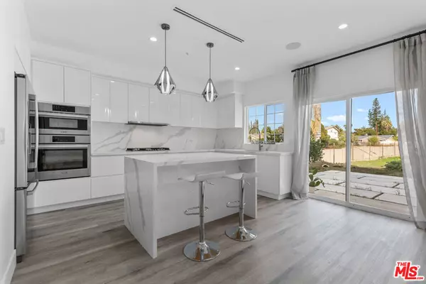 Northridge, CA 91343,16731 PARTHENIA ST #5