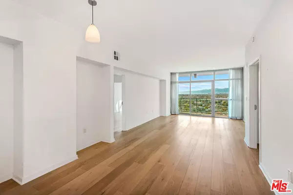 Marina Del Rey, CA 90292,13700 Marina Pointe DR #1411
