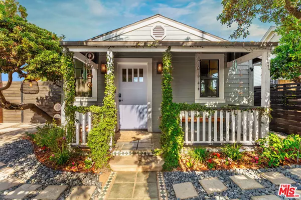Venice, CA 90291,1016 Oakwood AVE