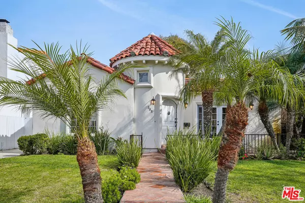 Beverly Hills, CA 90212,352 S Oakhurst DR