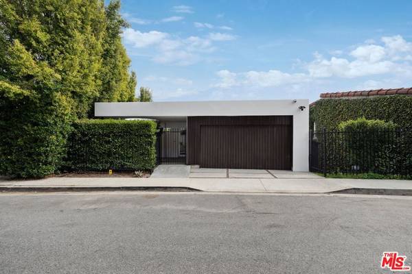 3362 Troy DR, Los Angeles, CA 90068