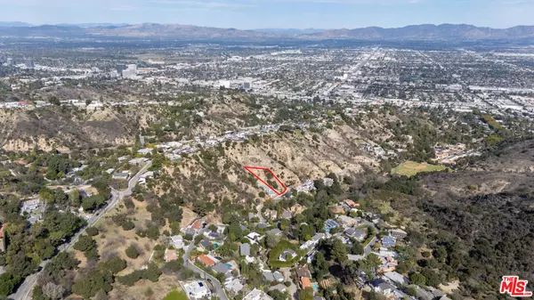 Sherman Oaks, CA 91423,3573 Camino De La Cumbre