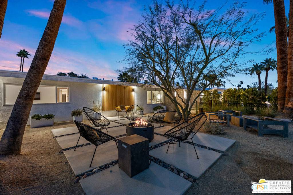 Palm Springs, CA 92262,2140 E Park DR