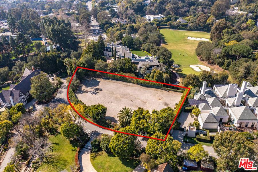 10835 Bellagio RD, Los Angeles, CA 90077