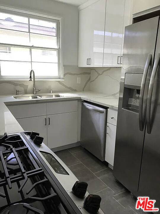 Los Angeles, CA 90035,1124 Glenville DR
