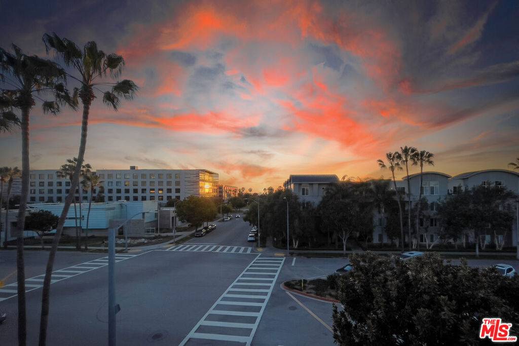 5350 Playa Vista DR #14, Playa Vista, CA 90094