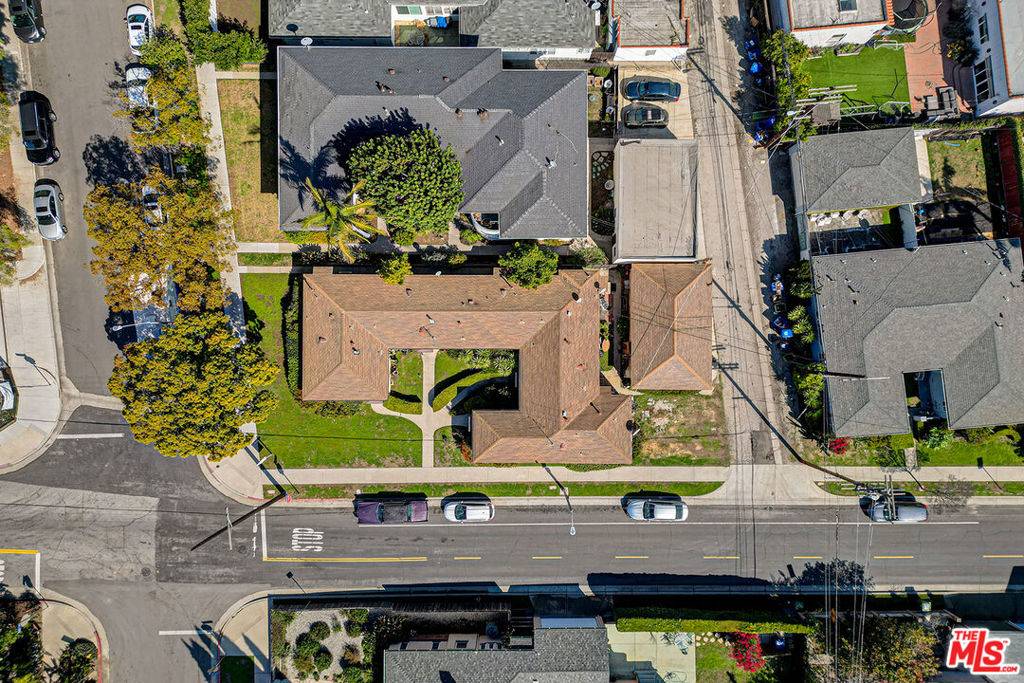 Los Angeles, CA 90035,8767 Airdrome ST