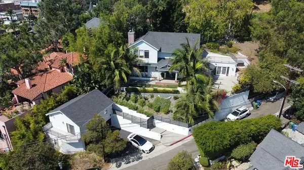 Los Angeles, CA 90068,1933 Orchid AVE
