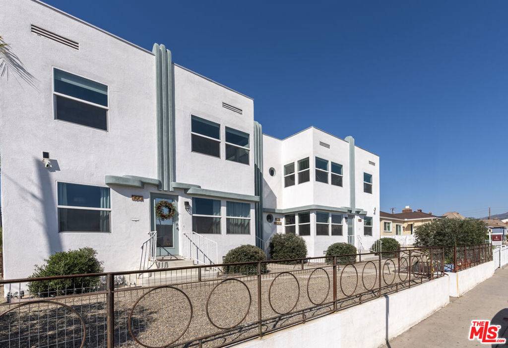 1005 N Alexandria AVE, Los Angeles, CA 90029