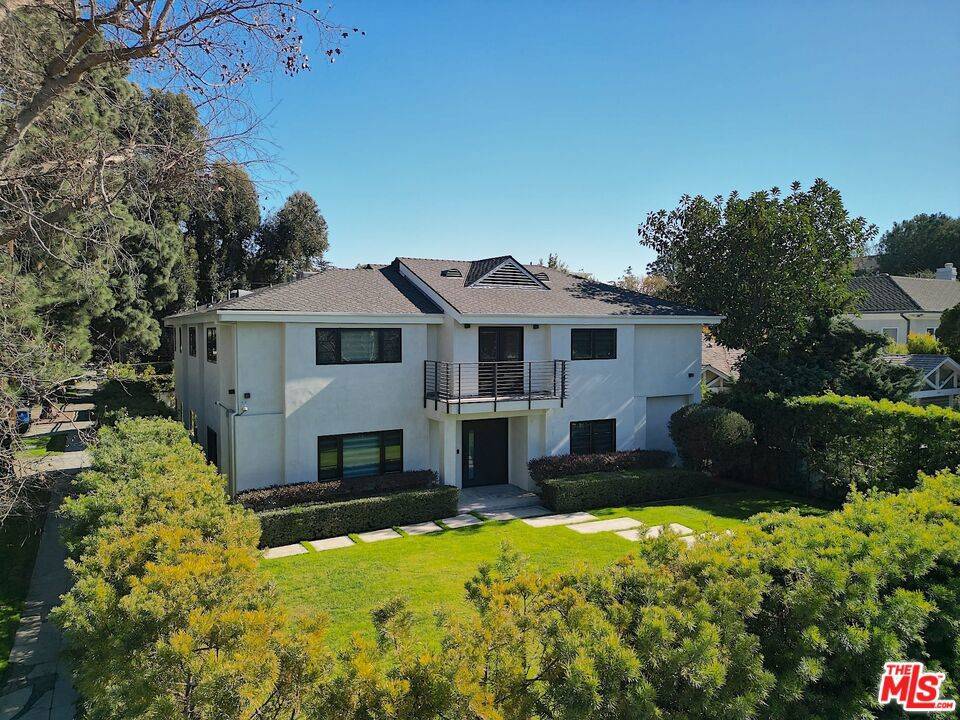 602 S Lucerne BLVD, Los Angeles, CA 90005