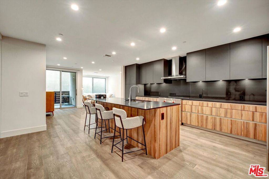 728 N Sweetzer AVE #117, West Hollywood, CA 90069