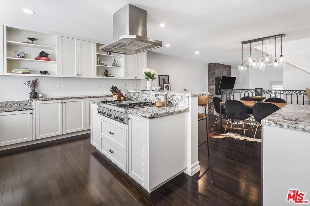 Marina Del Rey, CA 90292,3656 Via Dolce