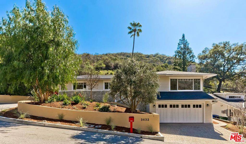 Los Angeles, CA 90049,3432 Merrimac RD