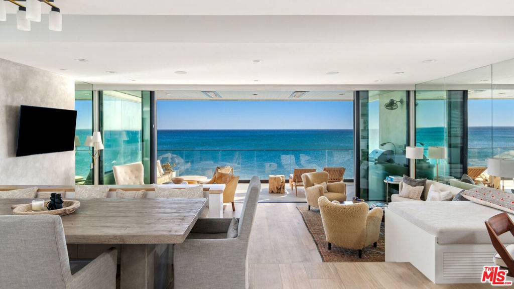 Malibu, CA 90265,22822 Pacific Coast HWY
