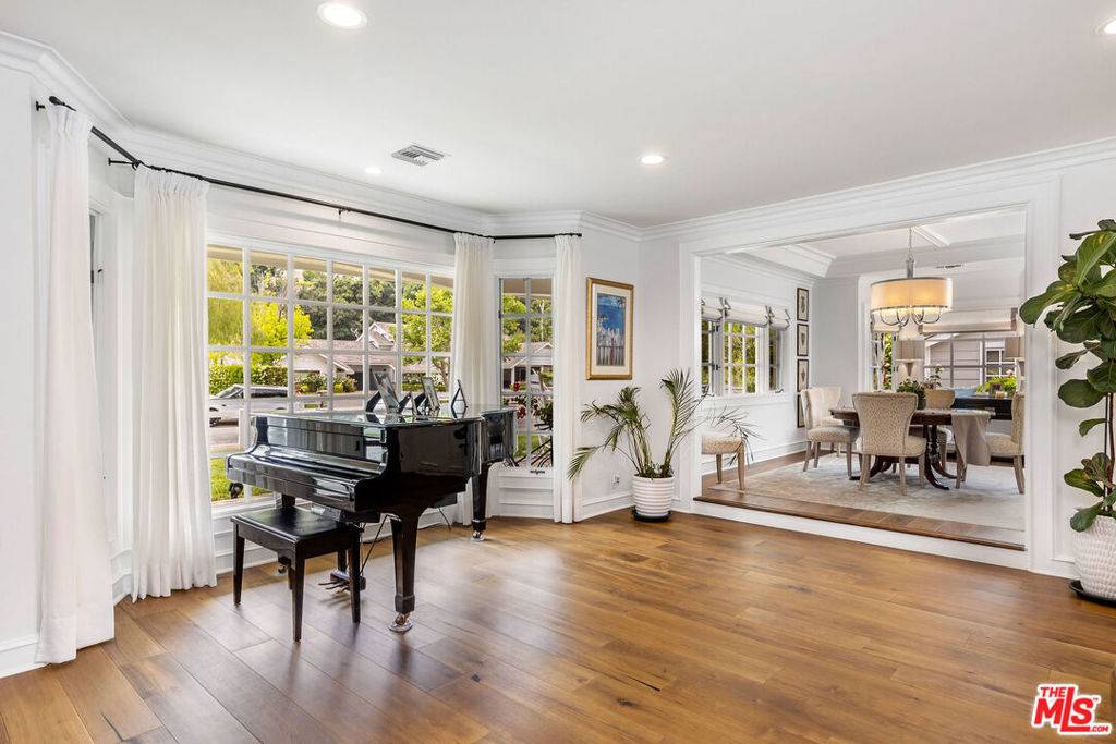Hidden Hills, CA 91302,24317 Bridle Trail RD