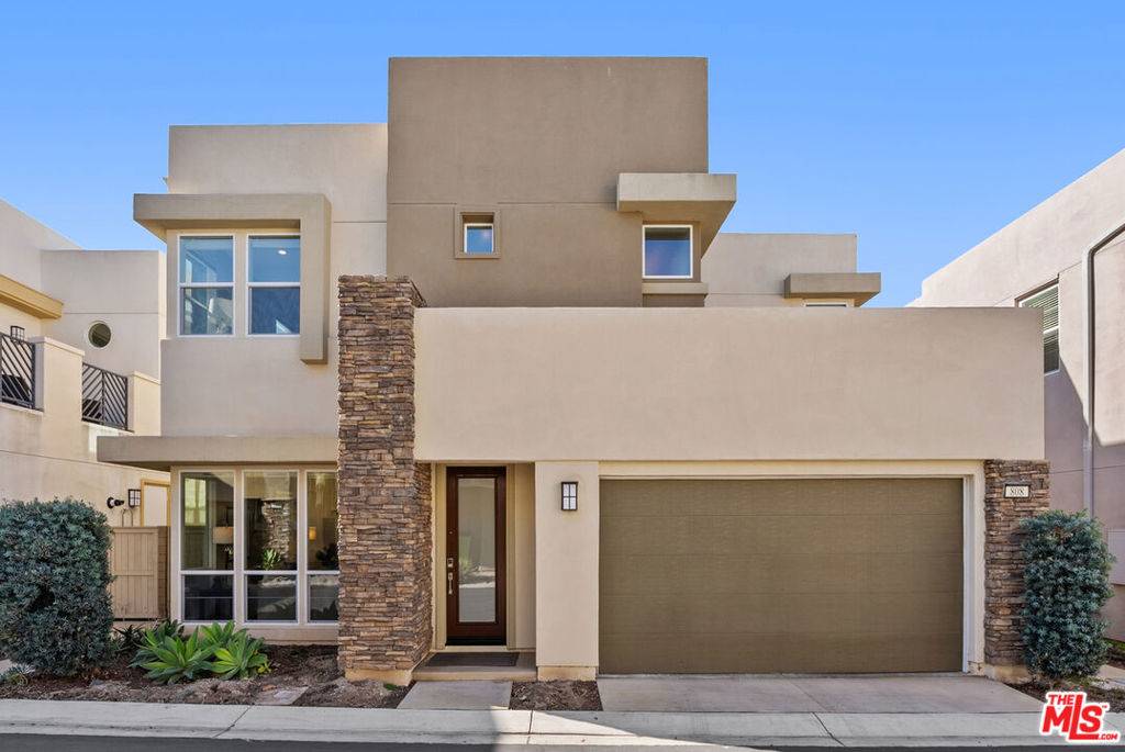808 Beacon, Irvine, CA 92618