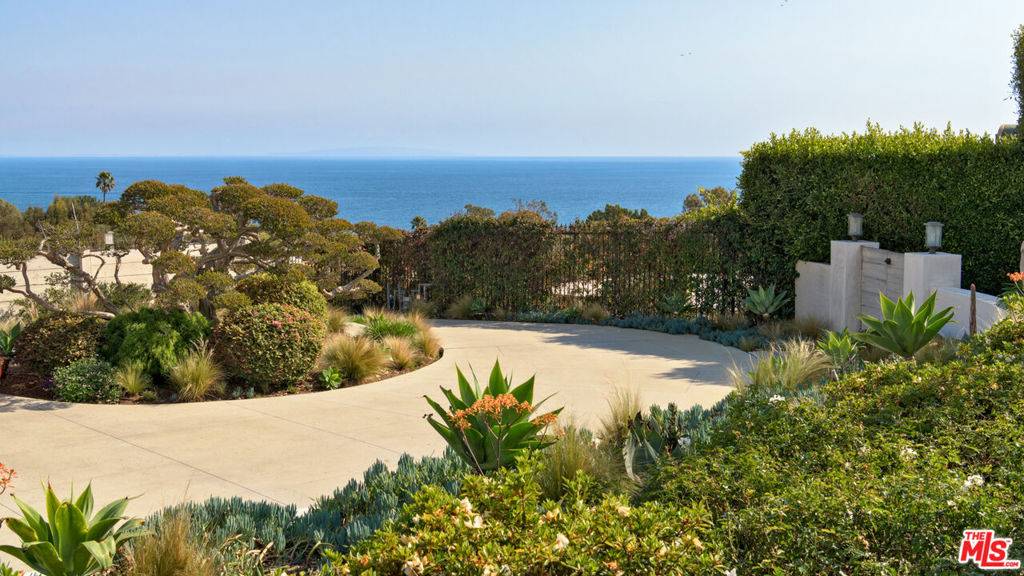 Malibu, CA 90265,7111 Grasswood AVE