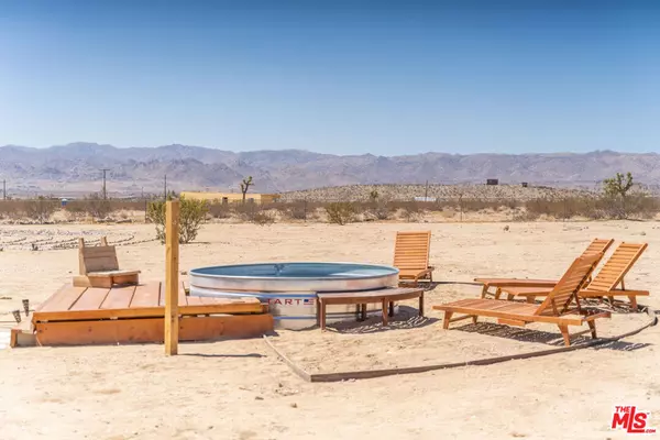 Joshua Tree, CA 92252,2724 Stonehill AVE