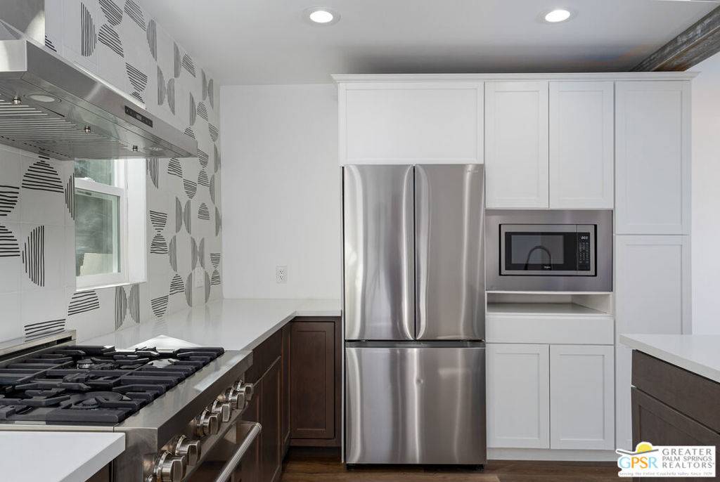 Palm Springs, CA 92264,102 Fondulac ST