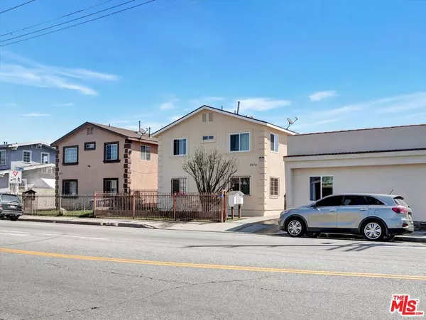 Los Angeles, CA 90003,8110 S San Pedro ST