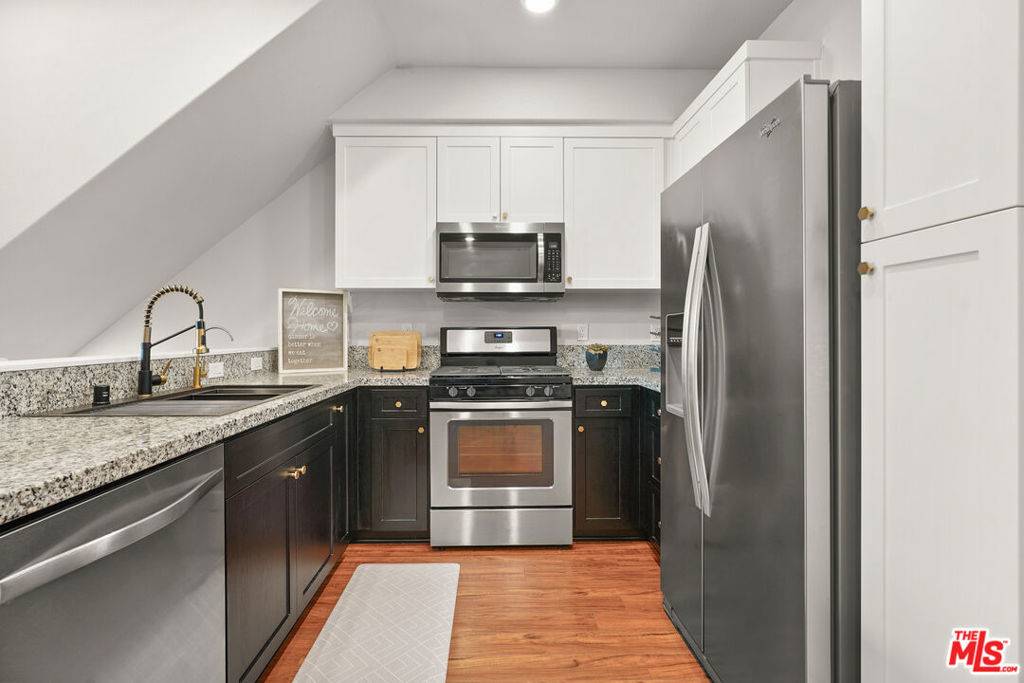 Van Nuys, CA 91405,7250 N Cherry LN