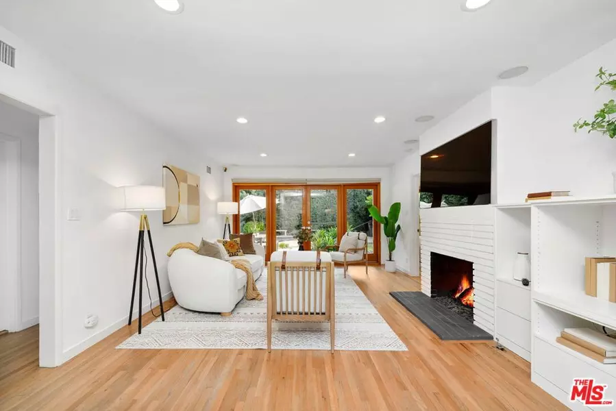 5822 Natick AVE, Sherman Oaks, CA 91411