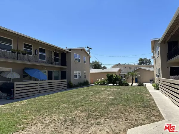 Fullerton, CA 92833,1132 W Valencia DR