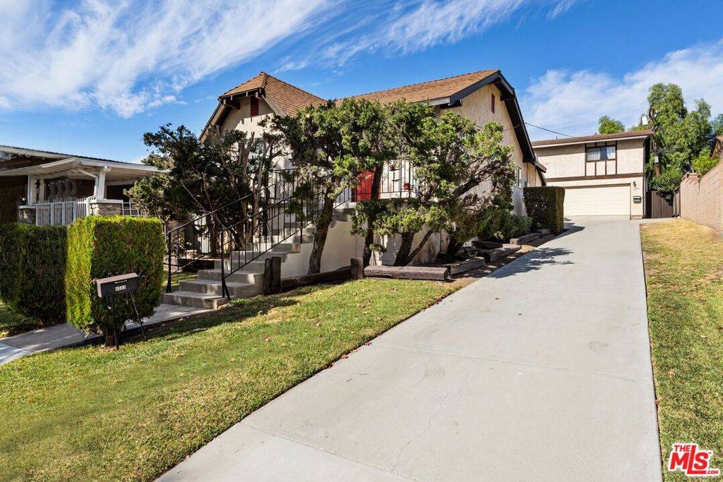 Los Angeles, CA 90041,4557 Paulhan AVE