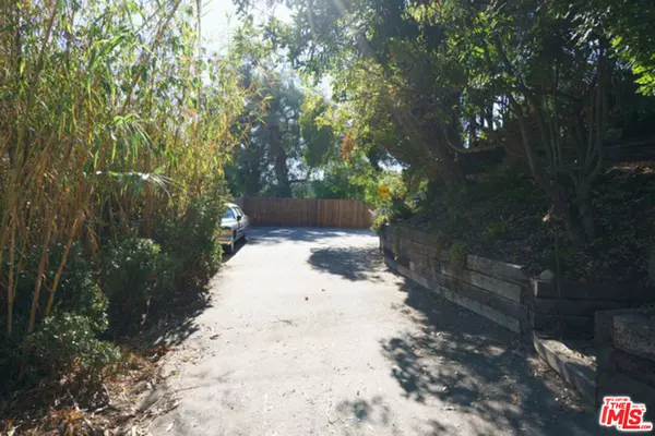 Los Angeles, CA 90046,8320 Elusive DR