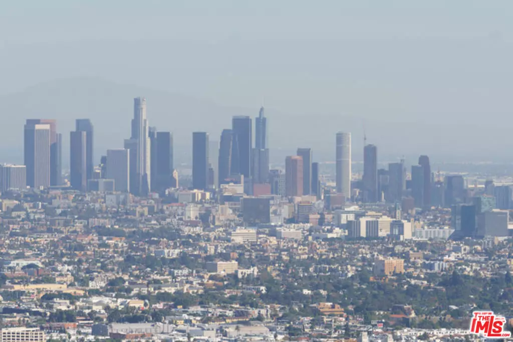 Los Angeles, CA 90046,8320 Elusive DR