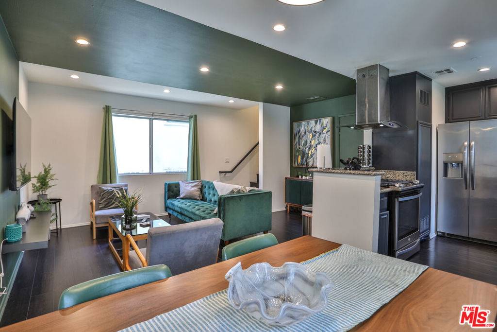 1540 N Bronson AVE #5, Los Angeles, CA 90028