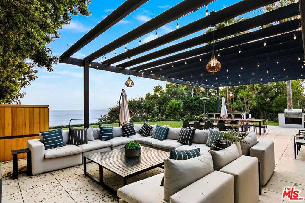 Malibu, CA 90265,27120 Sea Vista DR #2