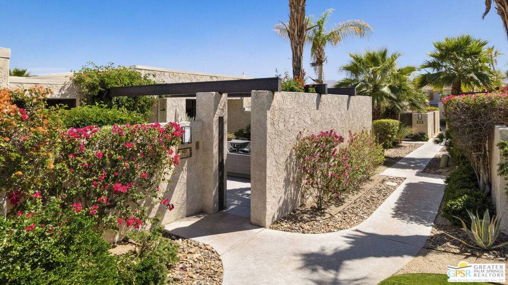 Palm Springs, CA 92262,427 N Calle Rolph