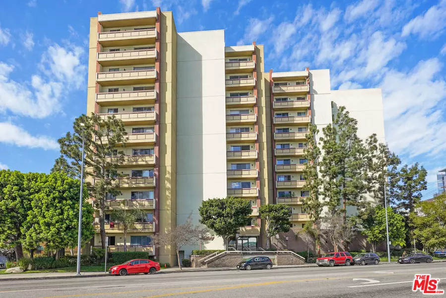 321 S San Vicente BLVD #103, Los Angeles, CA 90048