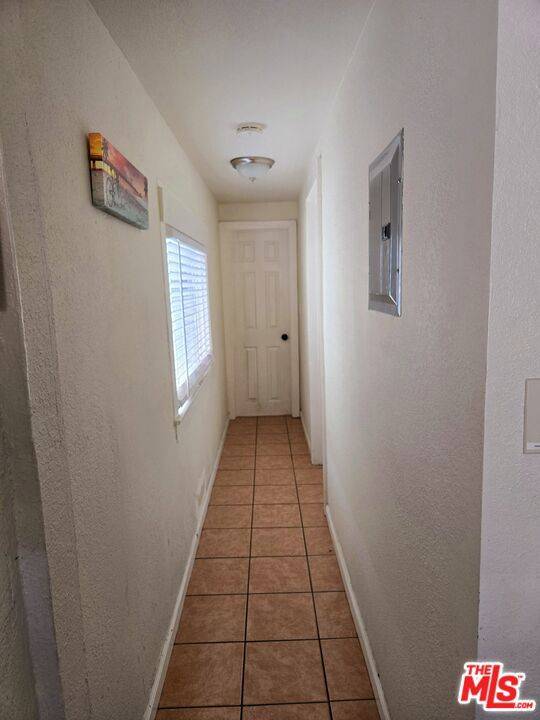 Oakland, CA 94605,2522 75th AVE